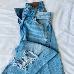 American Eagle Mom Jeans
